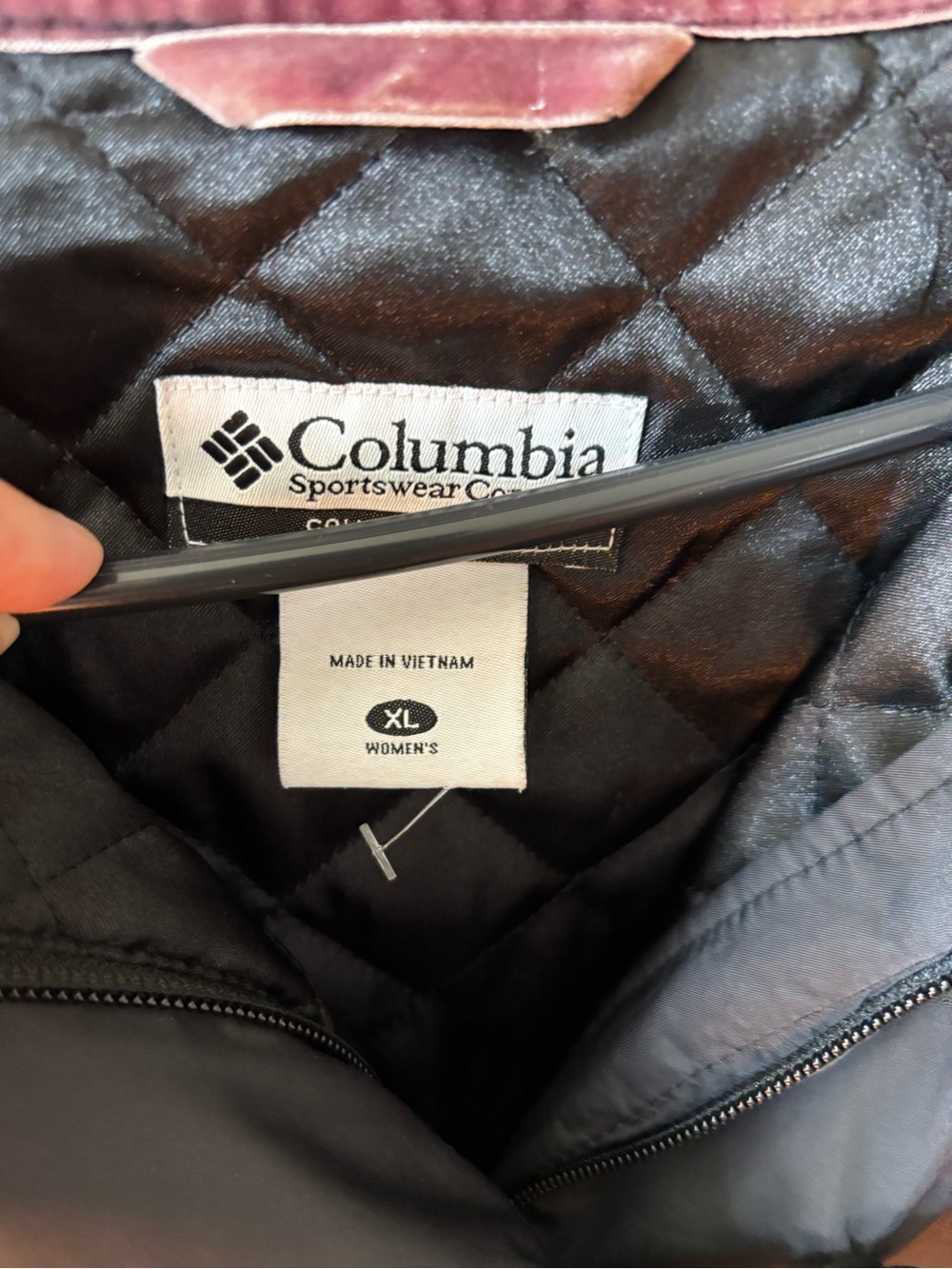 Columbia Women's Black Hooded Bomber Jacket - Picture 2 of 9